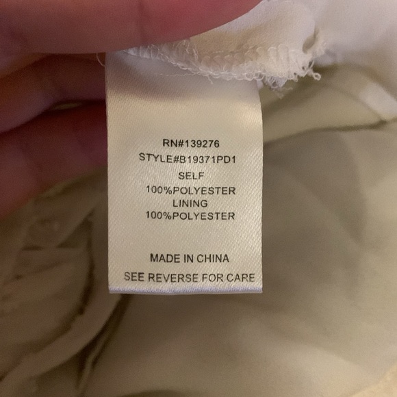 Black Rainn white blouse - Picture 4 of 4